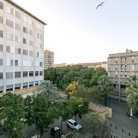 Apartamento Elyo Apartment *